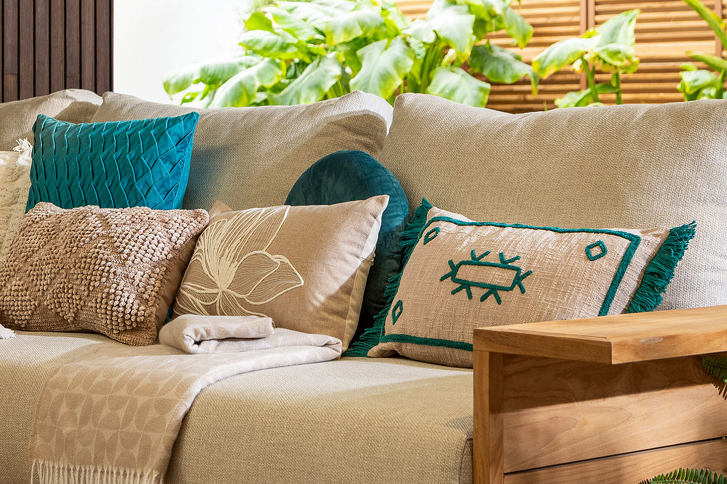 Decorative cushion Moana