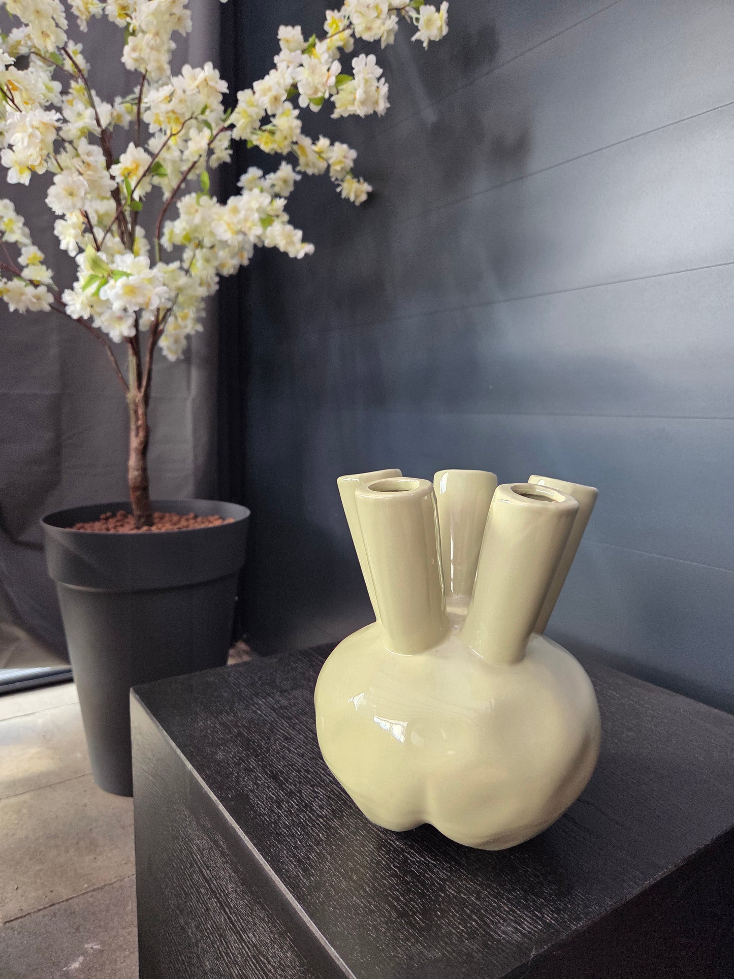 Vase Spout